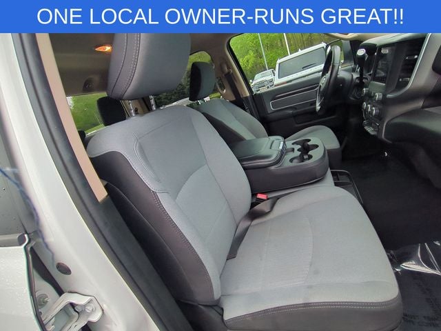 2020 RAM 3500 Big Horn Crew Cab 4x4 8' Box