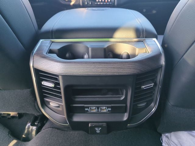 2026 RAM Ram 3500 RAM 3500 LARAMIE CREW CAB 4X4 8' BOX