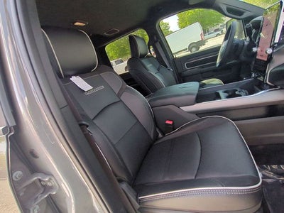 2026 RAM Ram 3500 RAM 3500 LARAMIE CREW CAB 4X4 8' BOX