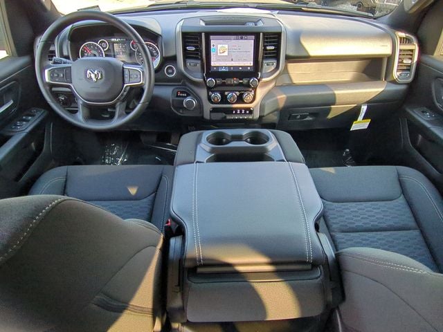 2026 RAM Ram 1500 RAM 1500 EXPRESS CREW CAB 4X2 5'7' BOX