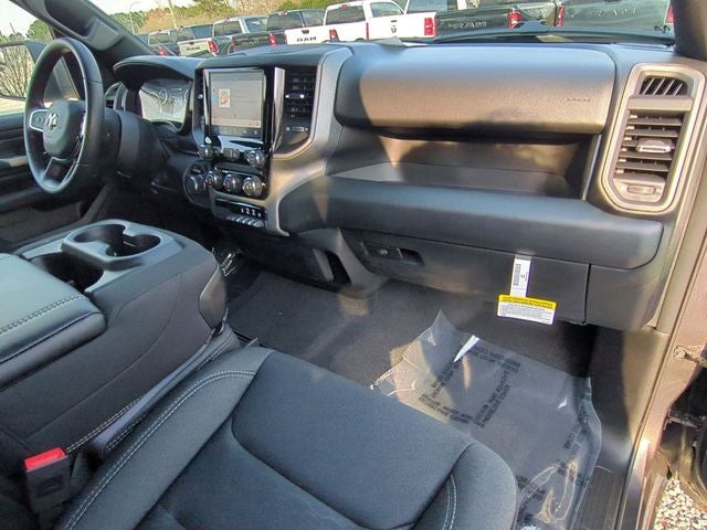 2026 RAM Ram 1500 RAM 1500 EXPRESS CREW CAB 4X2 5'7' BOX
