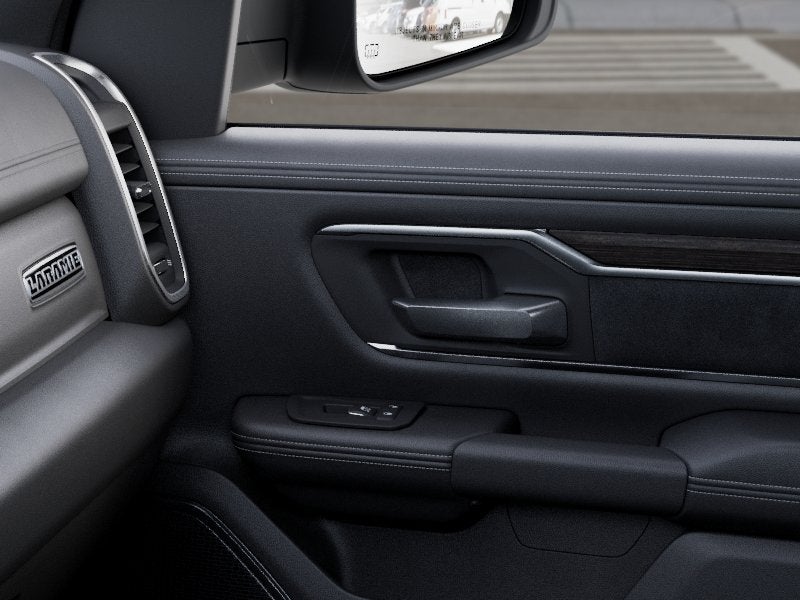 2026 RAM Ram 1500 RAM 1500 LARAMIE CREW CAB 4X2 5'7' BOX