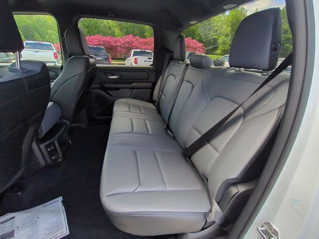 2026 RAM 1500 RAM 1500 TRADESMAN CREW CAB 4X4 5'7' BOX