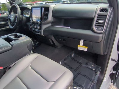 2026 RAM 1500 RAM 1500 TRADESMAN CREW CAB 4X4 5'7' BOX