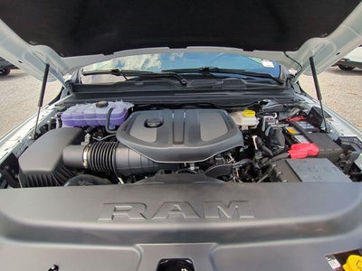 2026 RAM 1500 RAM 1500 TRADESMAN CREW CAB 4X4 5'7' BOX