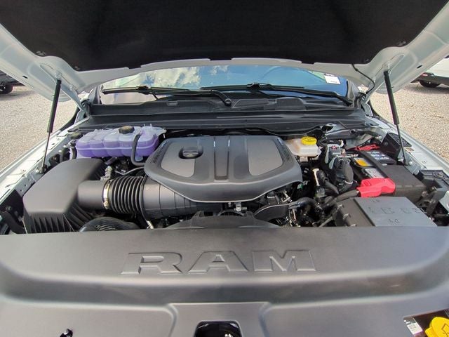 2026 RAM 1500 RAM 1500 TRADESMAN CREW CAB 4X4 5'7' BOX