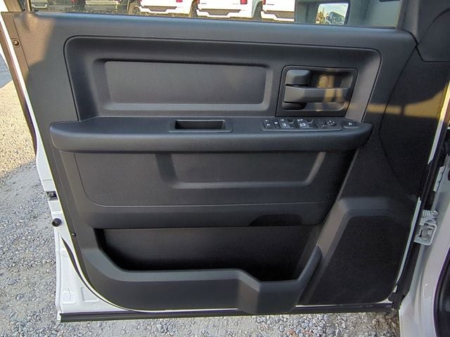 2024 RAM 2500 Tradesman Crew Cab 4x2 6'4' Box