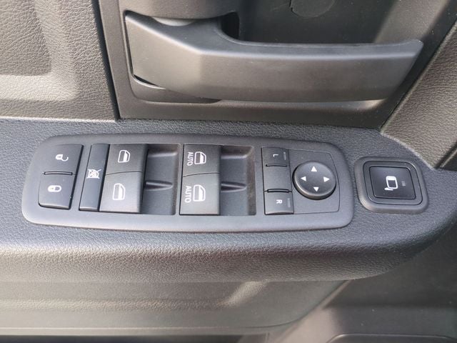 2024 RAM 2500 Tradesman Crew Cab 4x2 6'4' Box