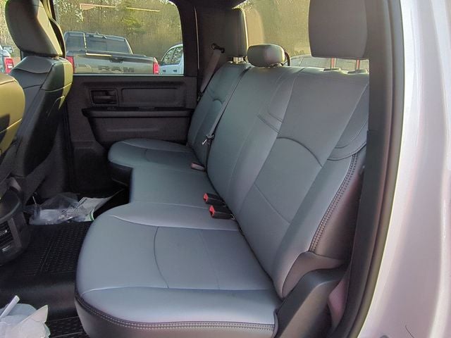 2024 RAM 2500 Tradesman Crew Cab 4x2 6'4' Box