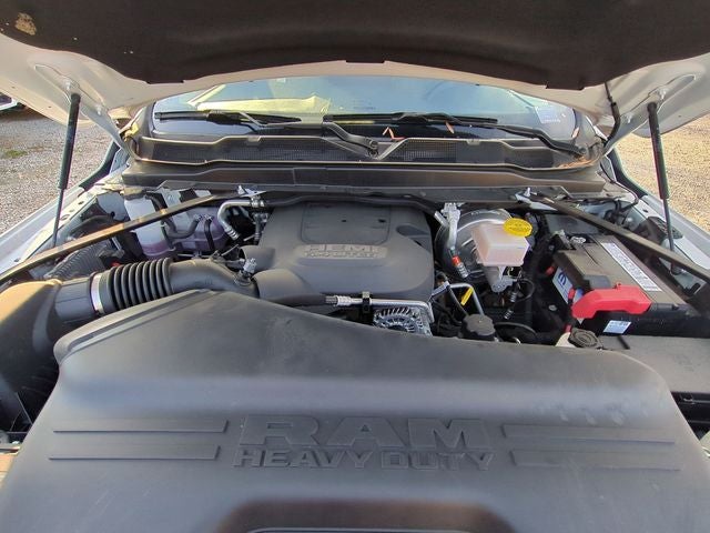 2024 RAM 2500 Tradesman Crew Cab 4x2 6'4' Box