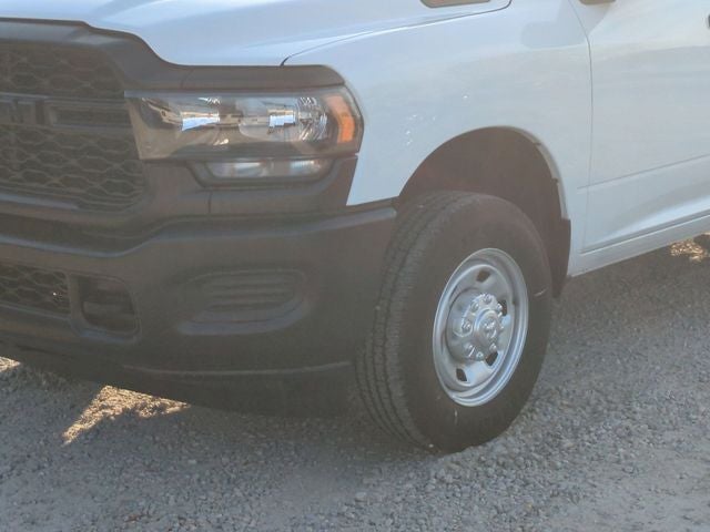 2024 RAM 2500 Tradesman Crew Cab 4x2 6'4' Box