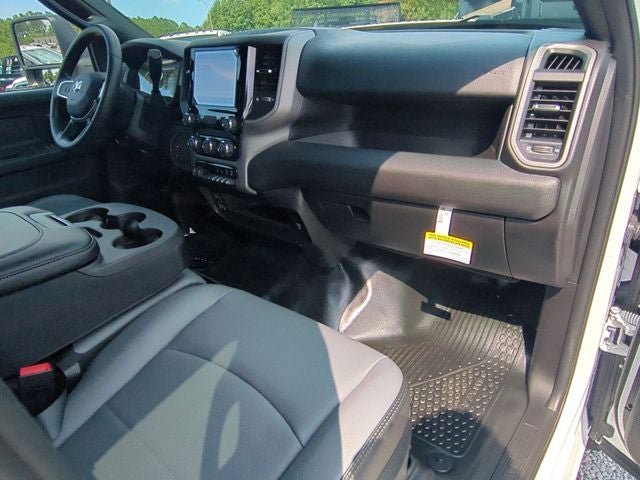 2026 RAM 2500 RAM 2500 TRADESMAN CREW CAB 4X4 6'4' BOX