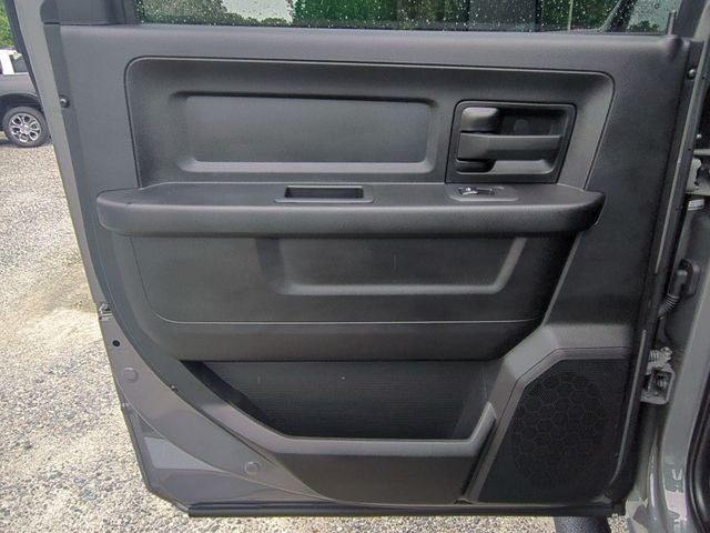 2026 RAM 2500 RAM 2500 BLACK EXPRESS CREW CAB 4X4 6'4' BOX
