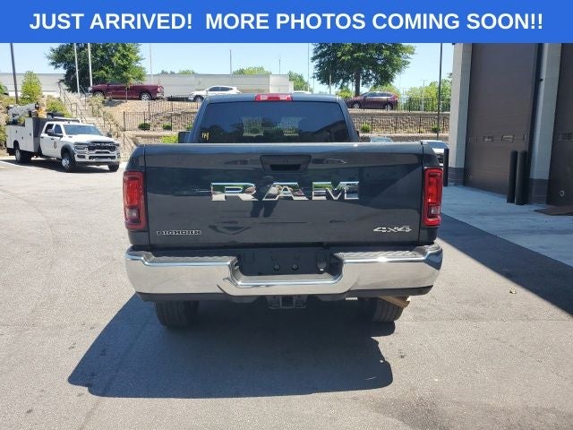 2026 RAM 2500 Big Horn Crew Cab 4x4 6'4' Box
