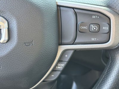2024 RAM 2500 Tradesman Crew Cab 4x4 6'4' Box