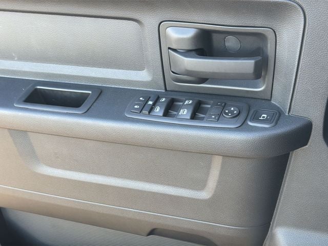 2024 RAM 2500 Tradesman Crew Cab 4x4 6'4' Box