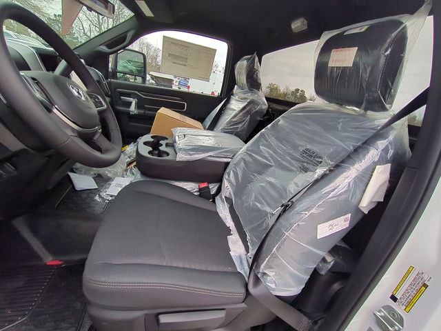 2026 RAM 4500 Chassis Tradesman/Big Horn