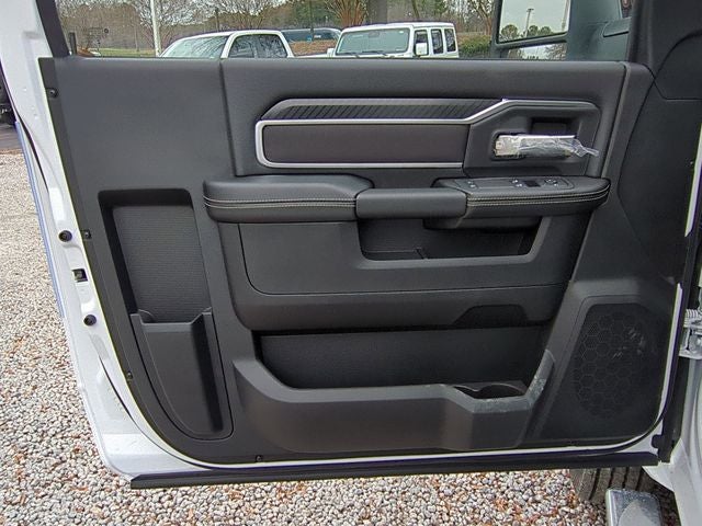 2026 RAM 4500 Chassis Tradesman/Big Horn