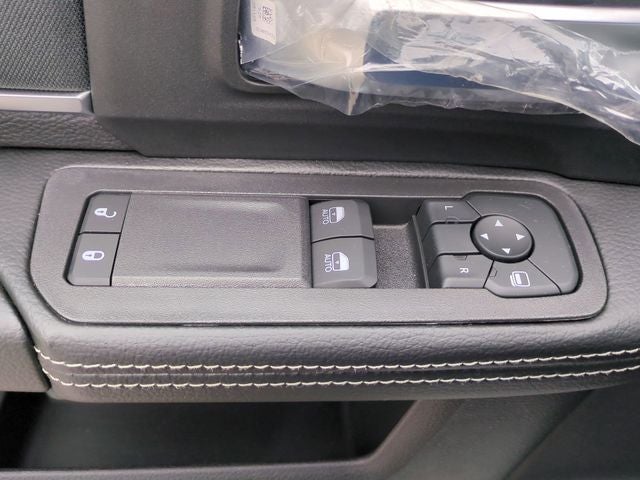 2026 RAM 4500 Chassis Tradesman/Big Horn