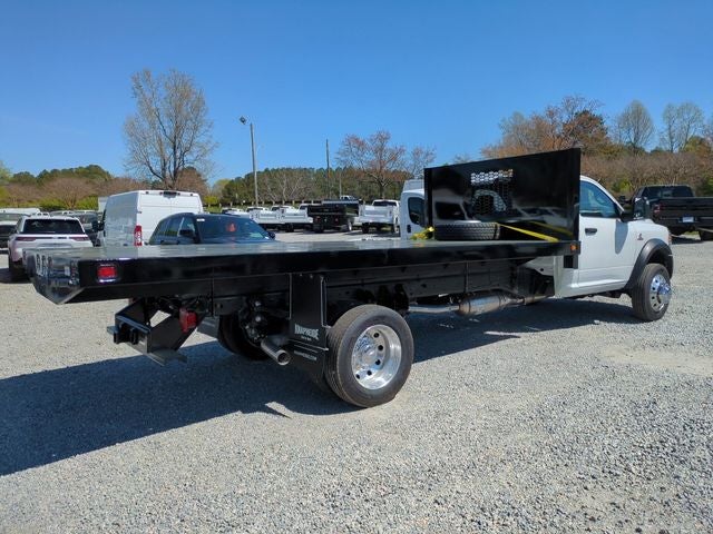 2024 RAM Ram 5500 Chassis Cab RAM 5500 TRADESMAN CHASSIS REGULAR CAB 4X2 120' CA
