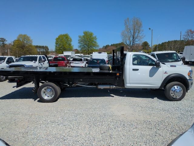 2024 RAM Ram 5500 Chassis Cab RAM 5500 TRADESMAN CHASSIS REGULAR CAB 4X2 120' CA