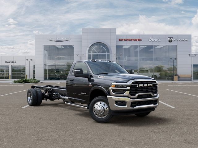 2026 RAM Ram 5500 Chassis Cab RAM 5500 BIG HORN CHASSIS REGULAR CAB 4X2 120' CA