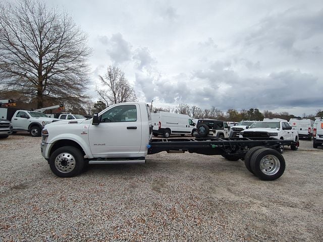 2026 RAM Ram 5500 Chassis Cab RAM 5500 BIG HORN CHASSIS REGULAR CAB 4X2 120' CA