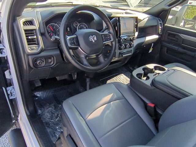 2025 RAM Ram 5500 Chassis Cab RAM 5500 TRADESMAN CHASSIS REGULAR CAB 4X4 108' CA