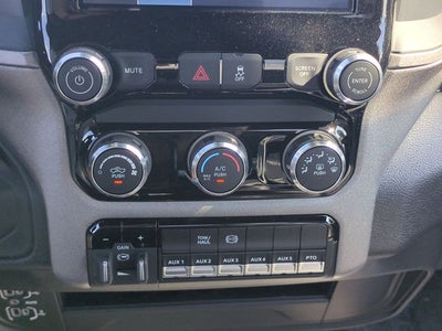 2025 RAM Ram 5500 Chassis Cab RAM 5500 TRADESMAN CHASSIS REGULAR CAB 4X4 108' CA