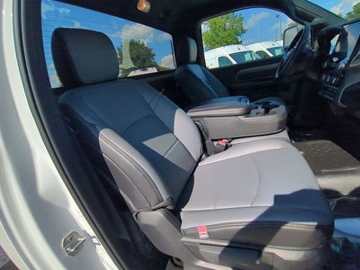 2025 RAM Ram 5500 Chassis Cab RAM 5500 TRADESMAN CHASSIS REGULAR CAB 4X4 108' CA