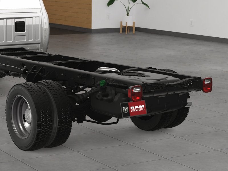 2025 RAM Ram 5500 Chassis Cab RAM 5500 TRADESMAN CHASSIS REGULAR CAB 4X4 108' CA