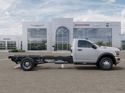 2025 RAM 5500 Chassis RAM 5500 TRADESMAN CHASSIS REGULAR CAB 4X4 108' CA
