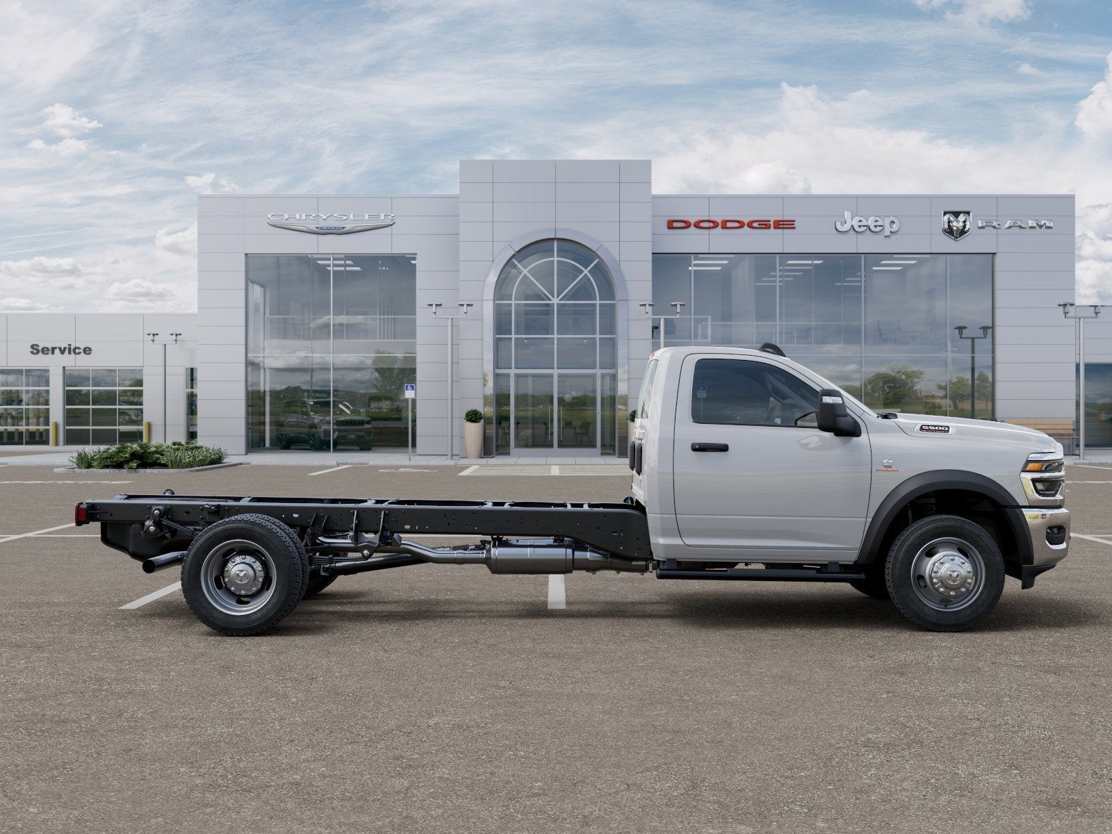 2025 RAM 5500 Chassis RAM 5500 TRADESMAN CHASSIS REGULAR CAB 4X4 108' CA