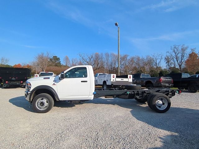 2025 RAM Ram 5500 Chassis Cab RAM 5500 TRADESMAN CHASSIS REGULAR CAB 4X4 108' CA