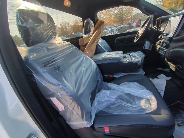 2025 RAM Ram 5500 Chassis Cab RAM 5500 TRADESMAN CHASSIS REGULAR CAB 4X4 108' CA