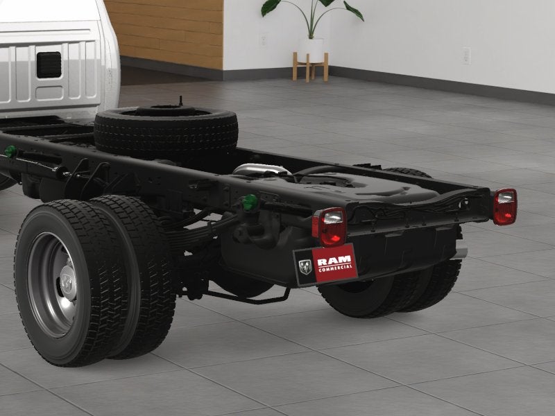 2025 RAM Ram 5500 Chassis Cab RAM 5500 TRADESMAN CHASSIS REGULAR CAB 4X4 108' CA