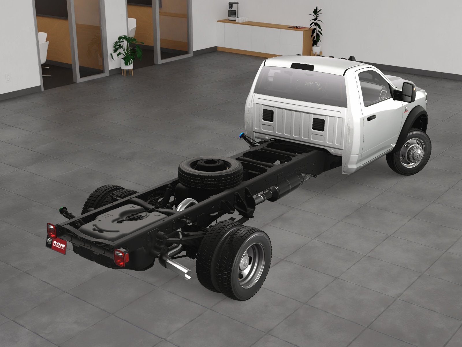 2025 RAM Ram 5500 Chassis Cab RAM 5500 TRADESMAN CHASSIS REGULAR CAB 4X4 108' CA