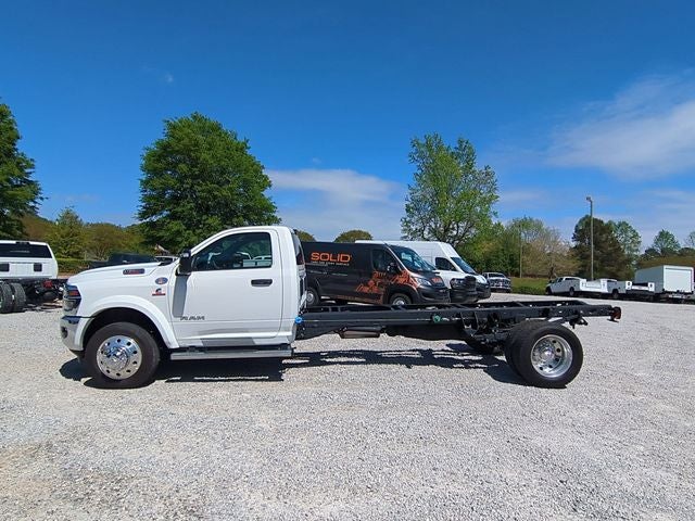 2026 RAM Ram 5500 Chassis Cab RAM 5500 BIG HORN CHASSIS REGULAR CAB 4X4 120' CA