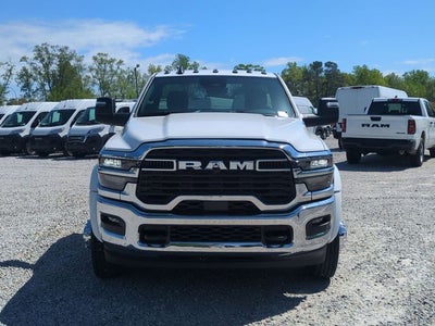 2026 RAM Ram 5500 Chassis Cab RAM 5500 BIG HORN CHASSIS REGULAR CAB 4X4 120' CA
