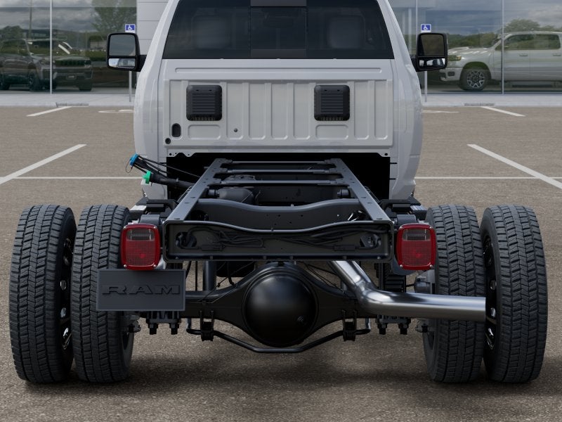 2026 RAM Ram 5500 Chassis Cab RAM 5500 BIG HORN CHASSIS REGULAR CAB 4X4 120' CA