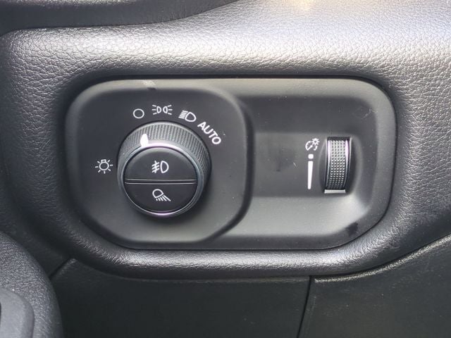 2026 RAM Ram 5500 Chassis Cab RAM 5500 TRADESMAN CHASSIS CREW CAB 4X4 84' CA