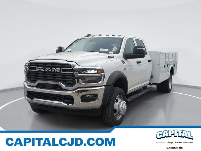 2026 RAM Ram 5500 Chassis Cab RAM 5500 TRADESMAN CHASSIS CREW CAB 4X4 84' CA