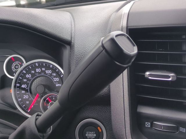 2026 RAM Ram 5500 Chassis Cab RAM 5500 TRADESMAN CHASSIS CREW CAB 4X4 84' CA