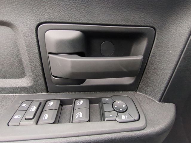 2026 RAM Ram 5500 Chassis Cab RAM 5500 TRADESMAN CHASSIS CREW CAB 4X4 84' CA