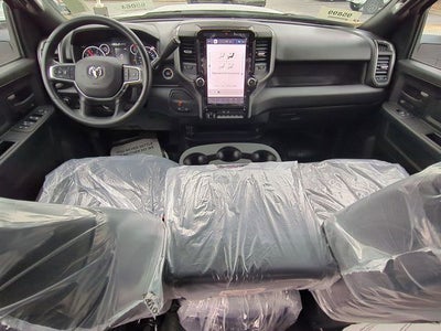 2026 RAM Ram 5500 Chassis Cab RAM 5500 TRADESMAN CHASSIS CREW CAB 4X4 84' CA