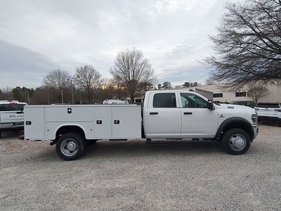2026 RAM Ram 5500 Chassis Cab RAM 5500 TRADESMAN CHASSIS CREW CAB 4X4 84' CA