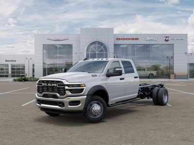 2026 RAM Ram 5500 Chassis Cab RAM 5500 TRADESMAN CHASSIS CREW CAB 4X4 84' CA