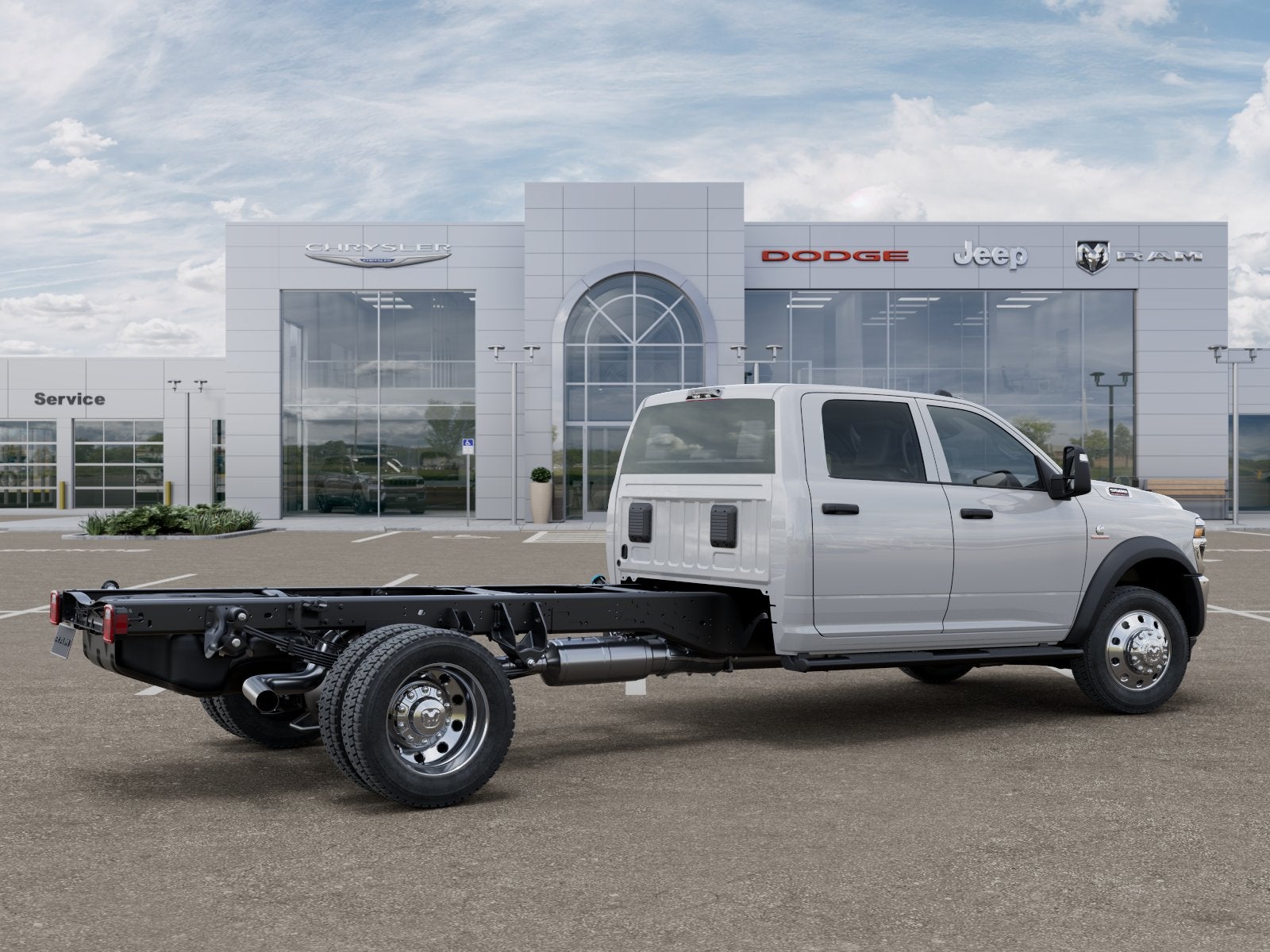 2026 RAM Ram 5500 Chassis Cab RAM 5500 TRADESMAN CHASSIS CREW CAB 4X4 84' CA