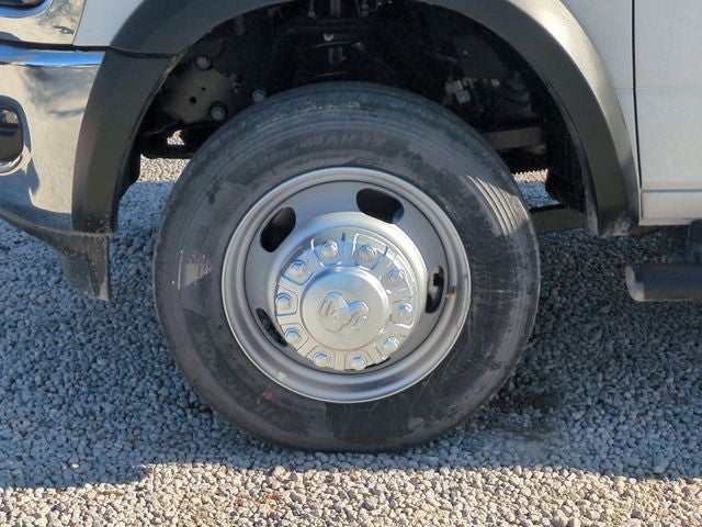 2026 RAM Ram 5500 Chassis Cab RAM 5500 TRADESMAN CHASSIS CREW CAB 4X4 84' CA