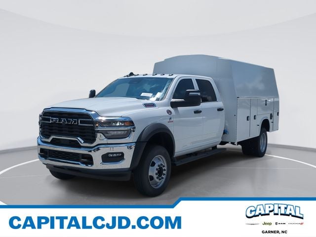 2026 RAM Ram 5500 Chassis Cab RAM 5500 TRADESMAN CHASSIS CREW CAB 4X4 84' CA